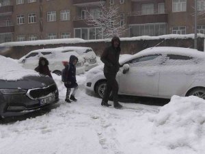 Muş’ta 67 Köy Yolu Ulaşıma Kapandı