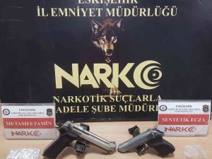Polis Ekiplerinin Uyuşturucu Operasyonunda 4 Kişi Yakalandı
