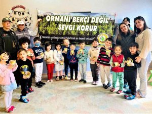 Tavşanlı’da Minik Yüreklere Orman Sevgisi Aşılanıyor