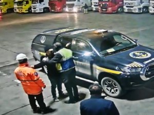 Fetö Zanlıları Mersin Limanı’ndan Yurt Dışına Kaçmaya Çalışırken Yakalandı