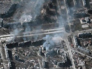 Rusya’nın Saldırısı Altındaki Mariupol Havadan Görüntülendi