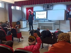 Çocuklara Güvenli İnternet Kullanımı Eğitimi