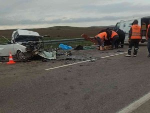 Keşan-Enez Karayolunda Kaza: 1 Ölü 2 Yaralı