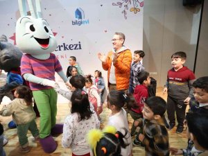 Başakşehir’de Annelerin De, Çocukların Da Yüzü Gülüyor