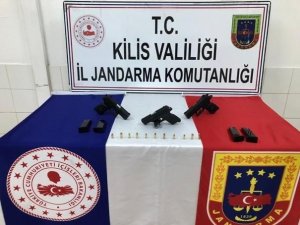Kilis’te Tabanca İle Mühimmat Operasyonu