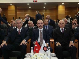 İ̇so’da Savaşın Etkileri Ve Çözüm Yolları Konuşuldu