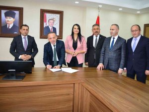 ’’Köyümde Yaşamak İ̇çin Bir Sürü Nedenim Var" Projesi İçin Protokol İmza Töreni Yapıldı