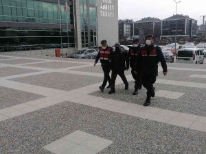 Cezaevlerindeki Terör Örgütü Üyelerine Finansman Sağladıkları İddia Edilen 21 Kişiden 1’i Adliyeye Sevk Edildi