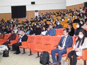 Üniversite Öğrencileriyle Kariyer Toplantısı