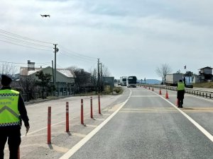 Jandarma Ekipleri Dron İle Yolcu Taşıyan Araçları Denetledi