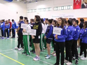 Üniversitelerarası 1.lig Badminton Müsabakaları Başladı
