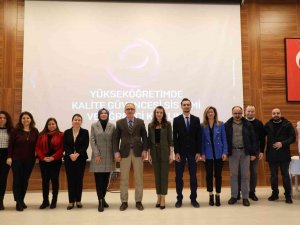 “Yükseköğretimde Kalite Güvencesi Sistemi Ve Öğrenci Katılımı” Semineri Gerçekleştirildi