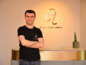 Op. Dr. Özgür Ağlamış: "Doğum Sonrası Estetiği İçin 6 Ay Beklemek Şart"