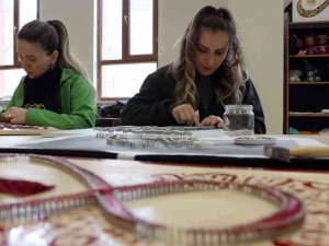 Osmanlı Sanatı ‘Filografi’ Yozgatlı Kadınların Ellerinde Yeniden Hayat Buluyor