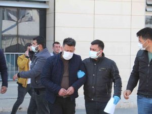 Antalya’da Gürültü Cinayeti Zanlısı Adliyeye Sevk Edildi