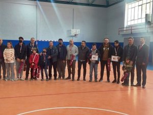 Emet’te Satranç Turnuvası
