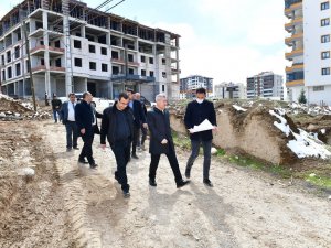 Yeşilyurt’ta İmar Yolları Açılıyor