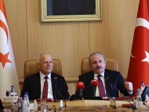 Tbmm Başkanı Şentop, Kktc Meclis Başkanı Töre İle Bir Araya Geldi