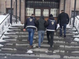 Karlıova’da 4 İkamete Giren Hırsız Tutuklandı