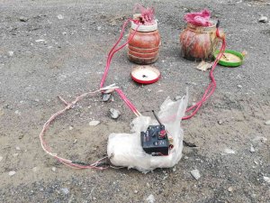 Hakkari’de Köy Yolunda Eyp Ele Geçirildi