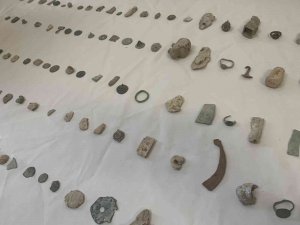 Tarihi Eserleri Sosyal Medyadan Satmak İsterken Yakalandılar