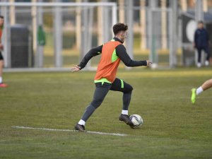Bursaspor Günü Çift Antrenmanla Tamamladı