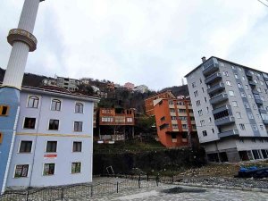 Artvin’de Hırsızlar Yeni Yapılan Camiden Kablo Çaldı