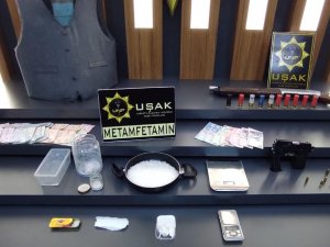 Çelik Yelekli Uyuşturucu Kaçakçıları Yakalandı
