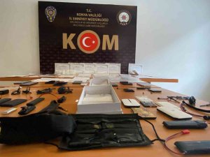 Sınavlara Joker Aday Veya Kopya Düzeneği Hazırlayan Suç Çetesi Çökertildi
