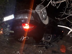 Fethiye’de Otomobil Uçuruma Yuvarlandı