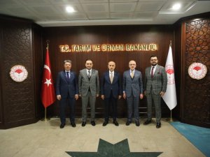 Manisa’nın Ak Parti’li Vekilleri Bakanlarla Görüştü
