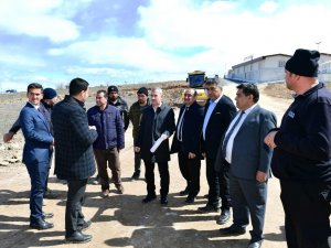 Başkan Çınar, Yol Açma Çalışmalarını İnceledi