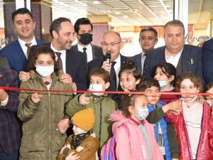 Yunusemre İ̇lçe Halk Kütüphanesi Açıldı