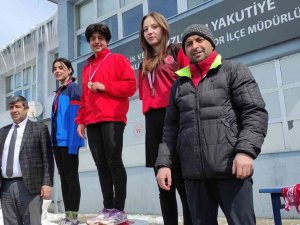 Atletizm Yarışmasında Şampiyon Reşit Karabacak