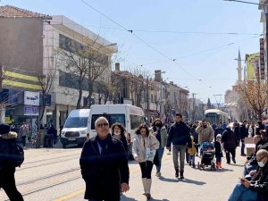 Eskişehir’de Bahar Sonunda Yüzünü Gösterdi
