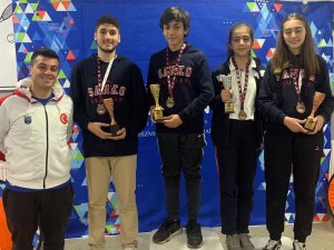 Sanko Okulları Öğrencileri Bir Birincilik, Üç Üçüncülük Kazandı
