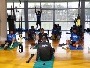 Fenerbahçe’de Kayserispor Maçı Hazırlıkları Devam Etti
