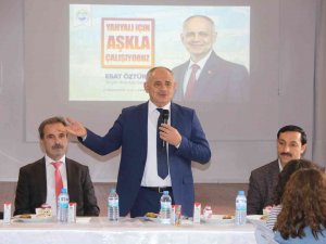 Başkan Esat Öztürk Tecrübelerini Öğrenciler İle Paylaştı