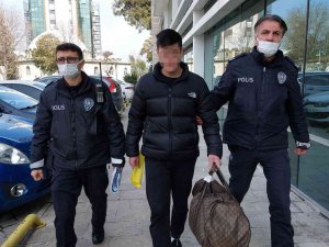 Bisikletlinin Ölümüne Sebep Olan Ehliyetsiz Minibüs Sürücüsü Tutuklandı