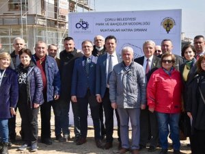 Çorlulu Muhtarlardan Hatıra Ormanı