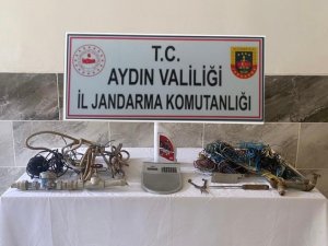 Azılı Hırsızları Jasat Yakaladı