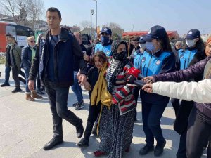 Fatih’te Yakalanan Dilenciler Önce Ağladı, Sonra Göbek Attı