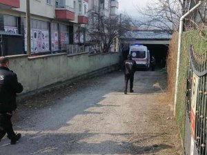 Tamirat Yaptığı Çatıdan Düşen Vatandaş Ağır Yaralandı