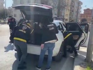 İ̇zmir’de Polis Ekiplerinden Huzur Ve Güven Uygulaması