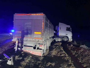 Kırşehir’de Tır İle Minibüs Çarpıştı: 1 Ölü