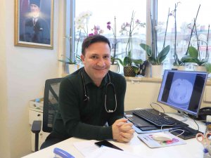 Prof. Dr. Özkaya: "Artık Dalga Beklemiyoruz, Virüsün Bulaşma Ve Hastalık Yapma Hızı Yavaşladı"