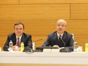 Yök Başkanı Prof. Dr. Özvar, Erü Senato Üyeleri İ̇le Bir Araya Geldi