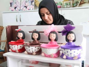 Elazığ’da El Sanatları Kursu Kadınlara Hem Terapi Hem De Gelir Kaynağı Oldu