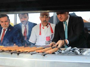 Bakan Ersoy: “Portakal Çiçeği Karnavalına Gelecek Seneden İtibaren Destek Vereceğiz”