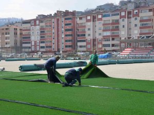 Türkeli İ̇lçe Stadı Yenileme Çalışmaları Tamamlanıyor